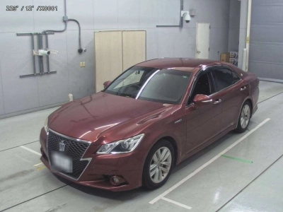 TOYOTA CROWN HYBRID