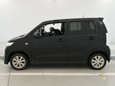 SUZUKI WAGON R STINGRAY