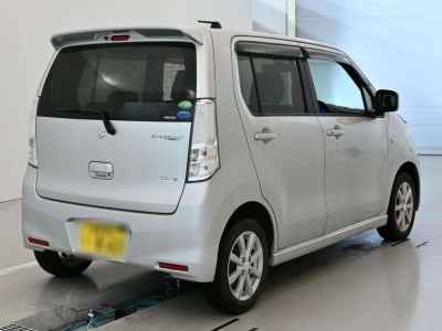SUZUKI WAGON R STINGRAY