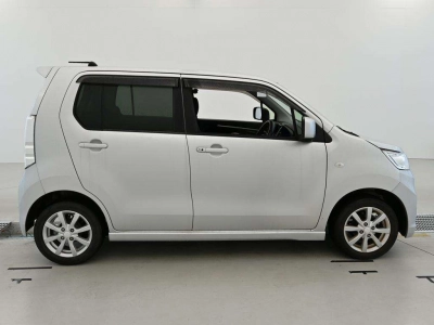 SUZUKI WAGON R STINGRAY