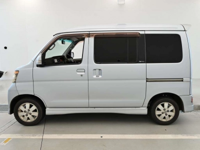 DAIHATSU ATRAI WAGON