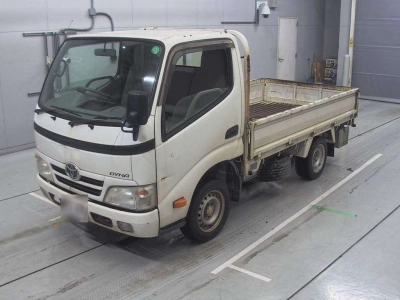 TOYOTA DYNA TRUCK
