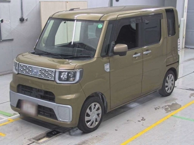 DAIHATSU WAKE