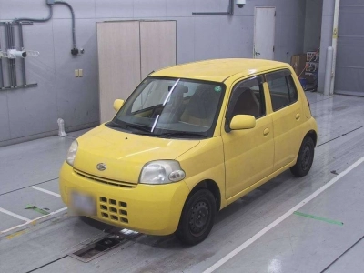 DAIHATSU ESSE