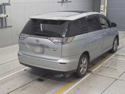 TOYOTA ESTIMA HYBRID