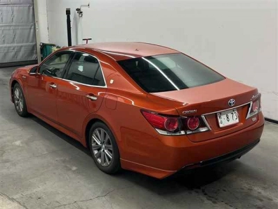 TOYOTA CROWN HYBRID