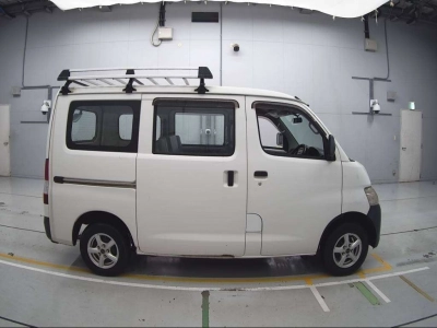TOYOTA TOWN ACE VAN