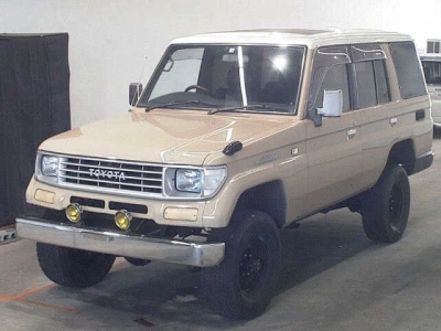TOYOTA LAND CRUISER PRADO