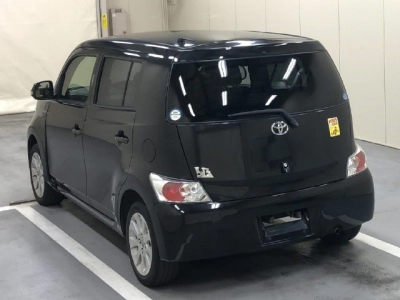 TOYOTA BB
