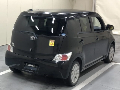 TOYOTA BB