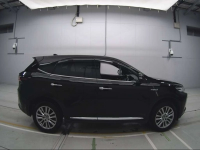 TOYOTA HARRIER HYBRID