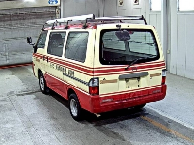 MAZDA BONGO VAN