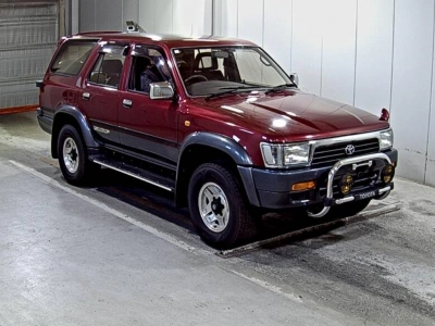 TOYOTA HILUX SURF
