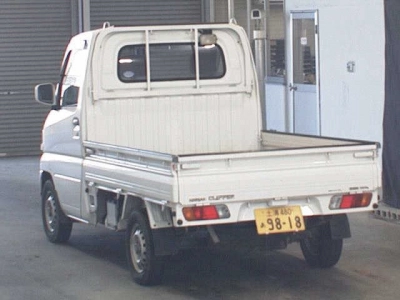 NISSAN CLIPPER