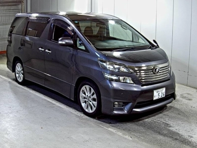 TOYOTA VELLFIRE