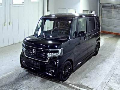 HONDA N BOX CUSTOM