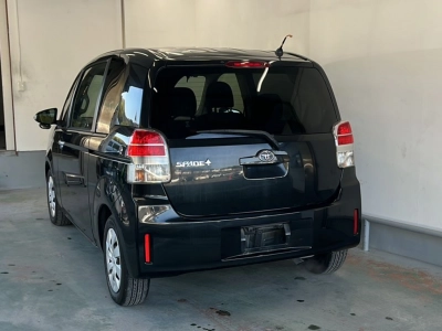 TOYOTA SPADE