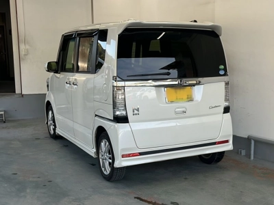 HONDA N BOX CUSTOM