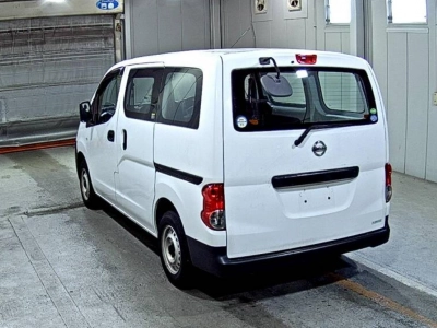 NISSAN NV200 VANETTE VAN