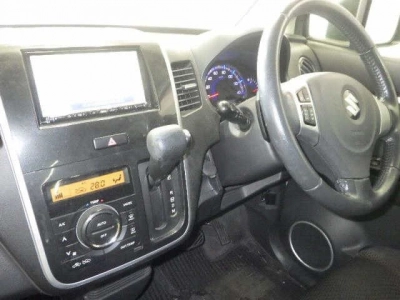 SUZUKI WAGON R STINGRAY