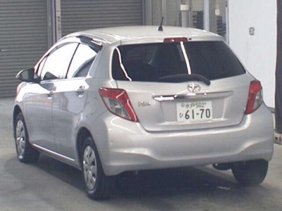 TOYOTA VITZ