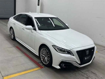 TOYOTA CROWN HYBRID