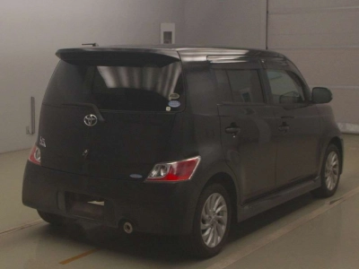 TOYOTA BB
