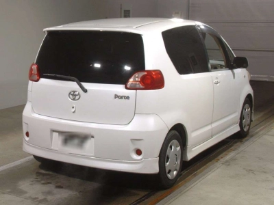 TOYOTA PORTE