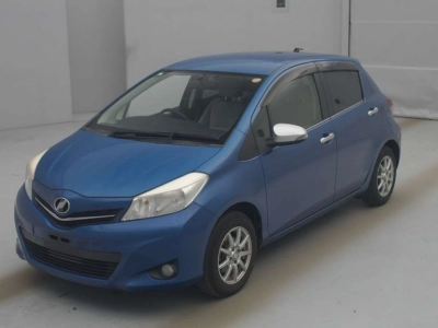 TOYOTA VITZ