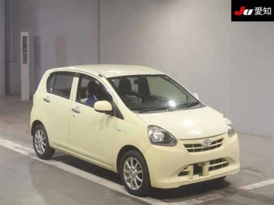 TOYOTA PIXIS EPOCH