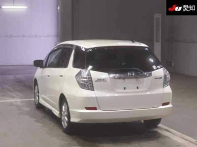 HONDA FIT SHUTTLE