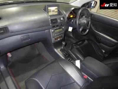 TOYOTA AVENSIS WAGON