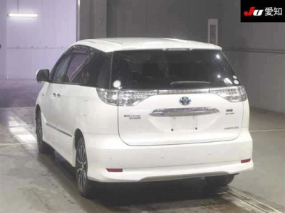 TOYOTA ESTIMA HYBRID