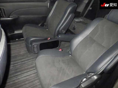 TOYOTA ESTIMA HYBRID