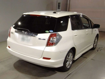 HONDA FIT SHUTTLE HYBRID