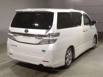 TOYOTA VELLFIRE HYBRID