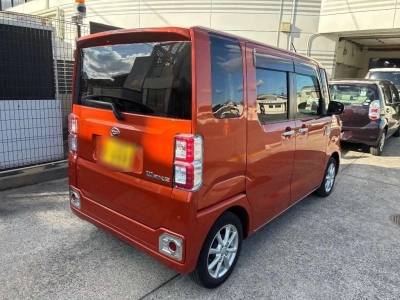 DAIHATSU WAKE