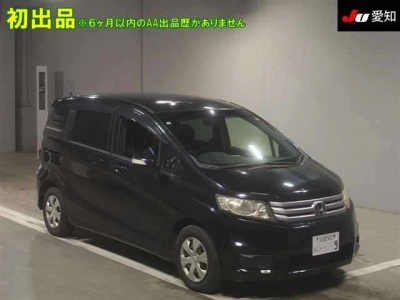 HONDA FREED SPIKE