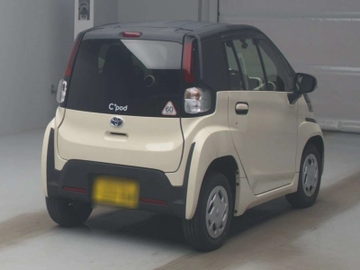 TOYOTA C+POD