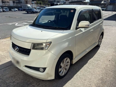 TOYOTA BB