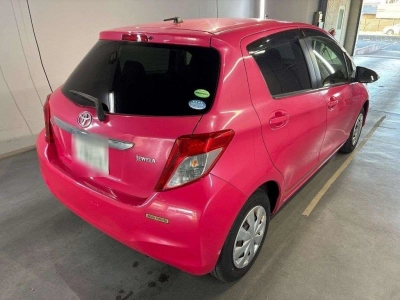 TOYOTA VITZ
