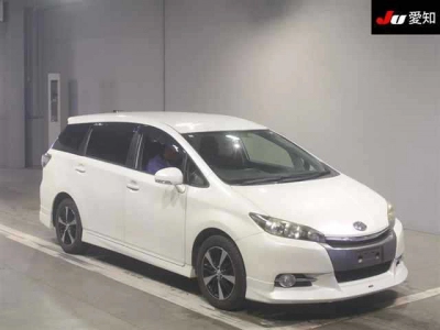 TOYOTA WISH