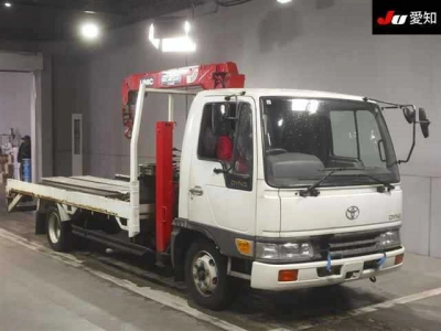 TOYOTA DYNA TRUCK
