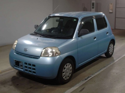 DAIHATSU ESSE