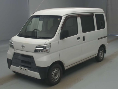 TOYOTA PIXIS VAN