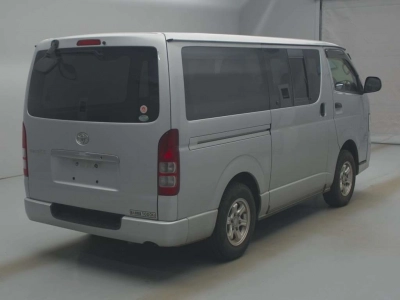TOYOTA REGIUS VAN