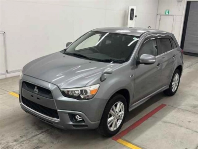 MITSUBISHI RVR