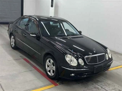 MERCEDES BENZ E CLASS