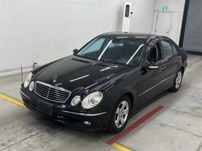 MERCEDES BENZ E CLASS