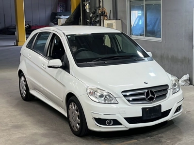 MERCEDES BENZ B CLASS